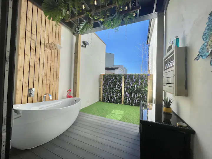 The Jungle Apartment