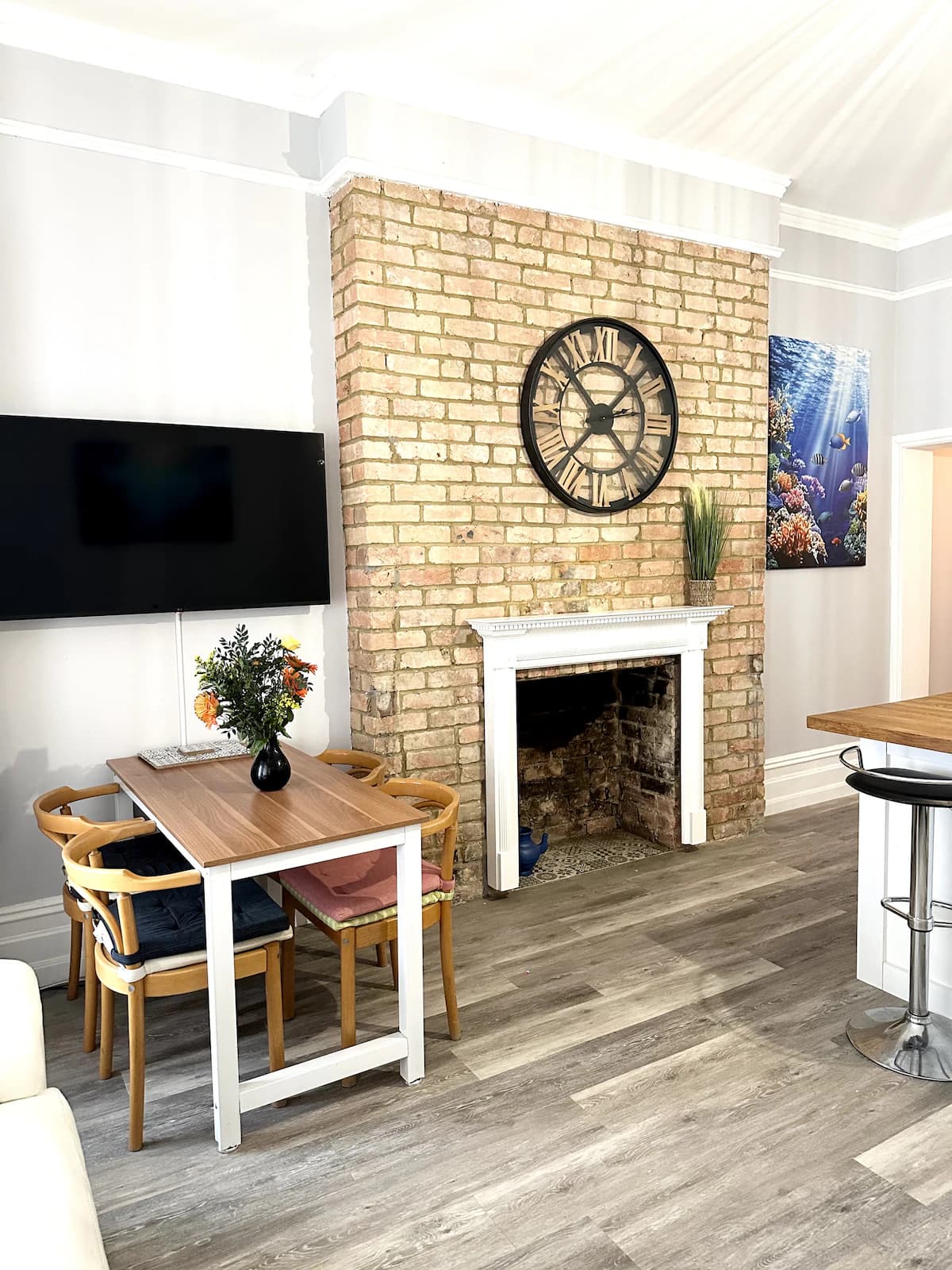 Coastal Haven Apartment